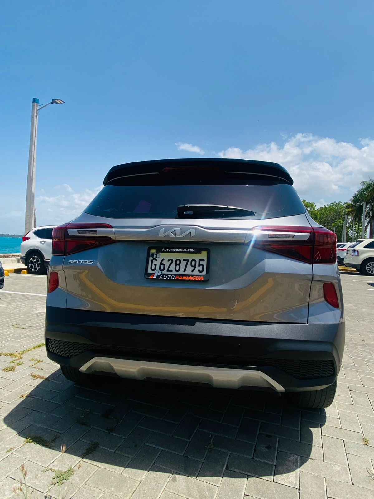 Kia Seltos parte trasera
